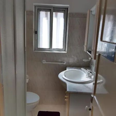 Family Home- Lisboa 3* Vila Franca de Xira